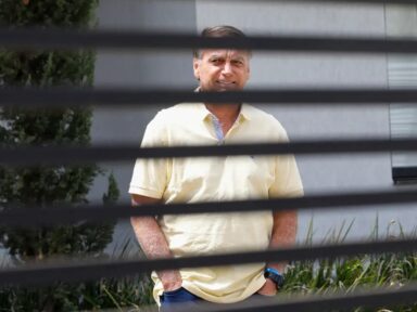 Datafolha: cresce número de brasileiros que apoia prisão de Bolsonaro (50%)