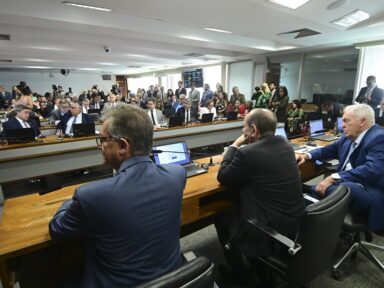 CCJ do Senado, unânime, enterra a PEC da Blindagem