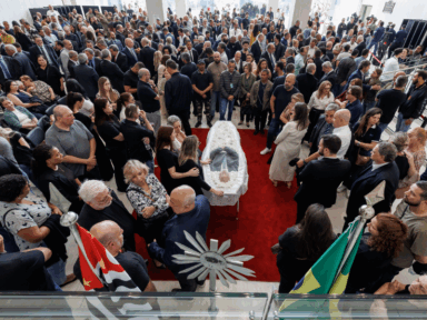 Tarcísio não vai a funeral de ex-delegado assassinado e recusa apoio da PF na investigação