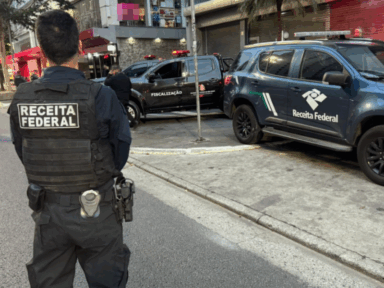 Receita Federal cumpre 25 mandados para desarticular lavagem de dinheiro do PCC
