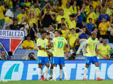 Brasil encanta Maracanã, derrota Chile e consolida caminho para a Copa do Mundo