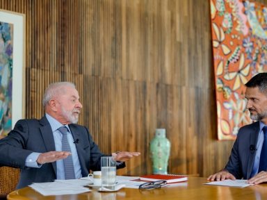 Lula anuncia novos mercados contra “a irresponsabilidade da taxação” de Trump