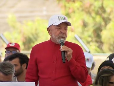 Lula anuncia programa que triplica beneficiários que recebem o botijão de gás gratuito