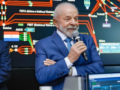 Datafolha mostra aprovação de Lula crescendo e a reprovação caindo: 33% a 38%