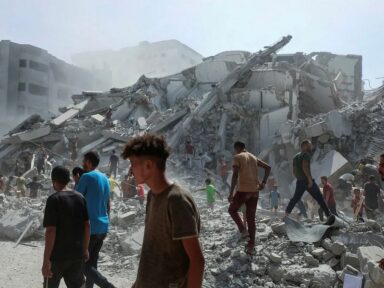 Forças terroristas de Israel invadem por terra a cidade de Gaza após bombardeio pesado a civis